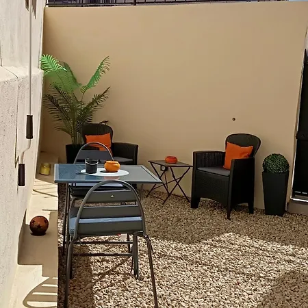 Apartment Coquet 2 Pieces Entierement Renove Et Climatise Cannes